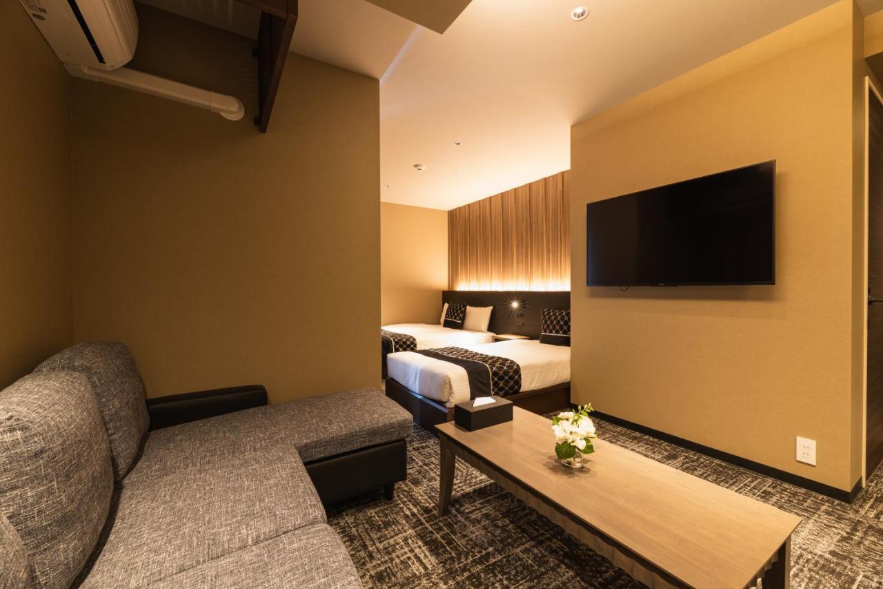 Grand Base Kagoshima Chuo Aparthotel Екстериор снимка
